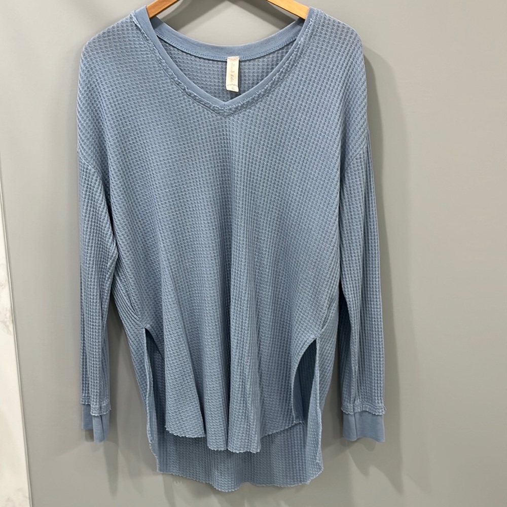 NWOT Altar’d State blue waffle tunic medium